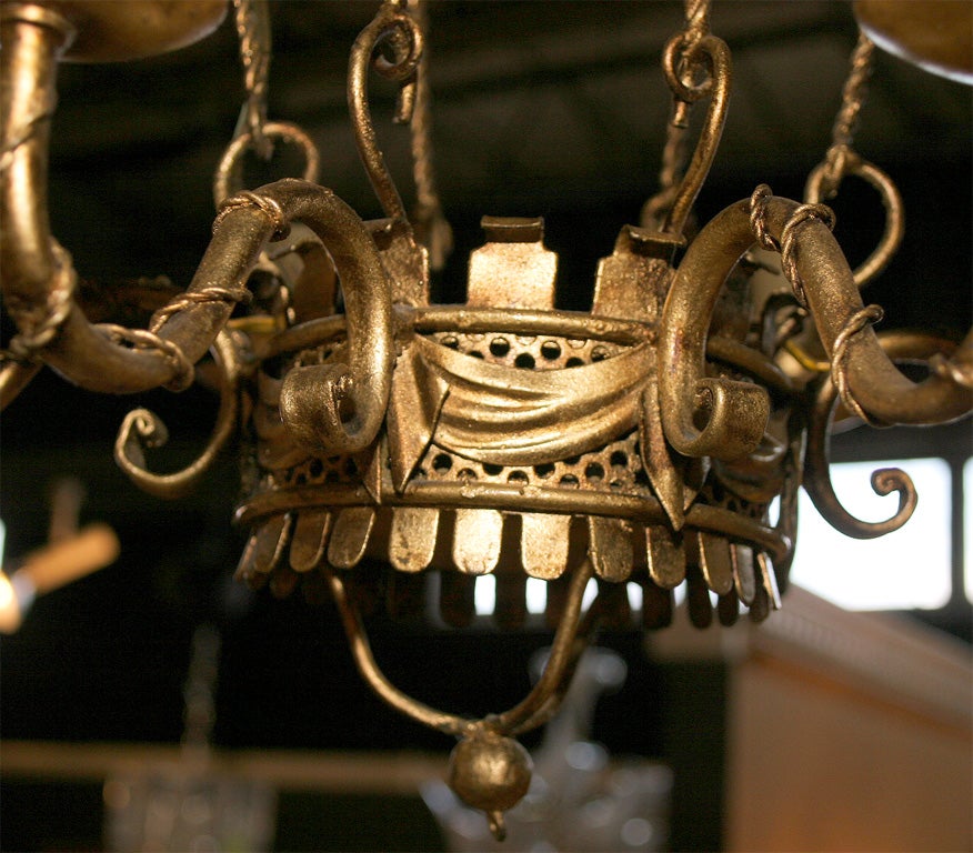Lustre en forme de montgolfière doré à la française 6 branches 2