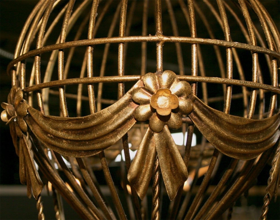 Lustre en forme de montgolfière doré à la française 6 branches 4