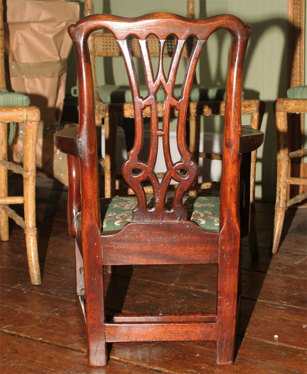 Chippendale Period Antique Carved Mahogany Child's Chair. English, Circa 1775 In Excellent Condition For Sale In New York, NY