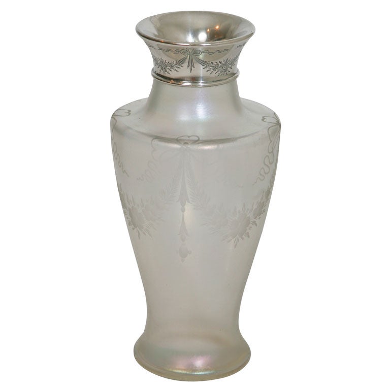 Vaso Steuben Verre de Soie in vendita