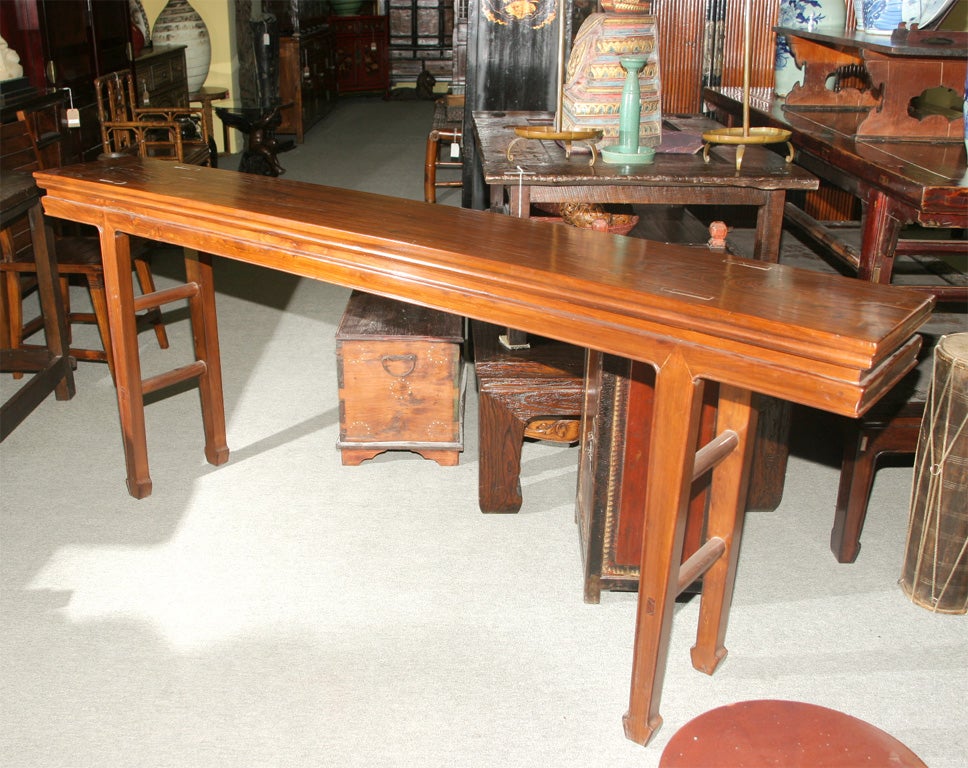 Fine Chinese carved wood Qing dynasty altar sofa console table