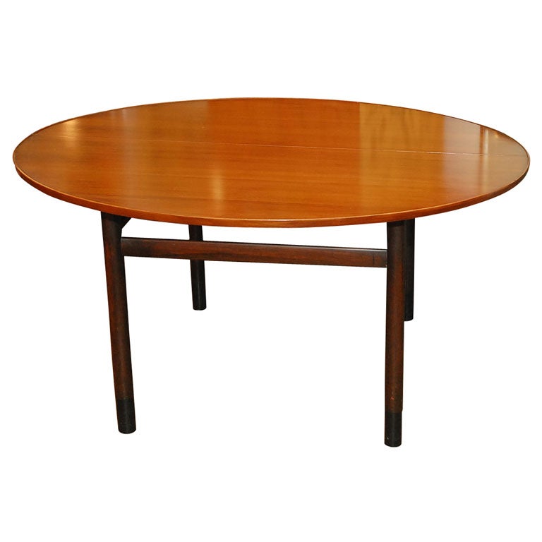 Large Edward Wormley round  dining table for Dunbar