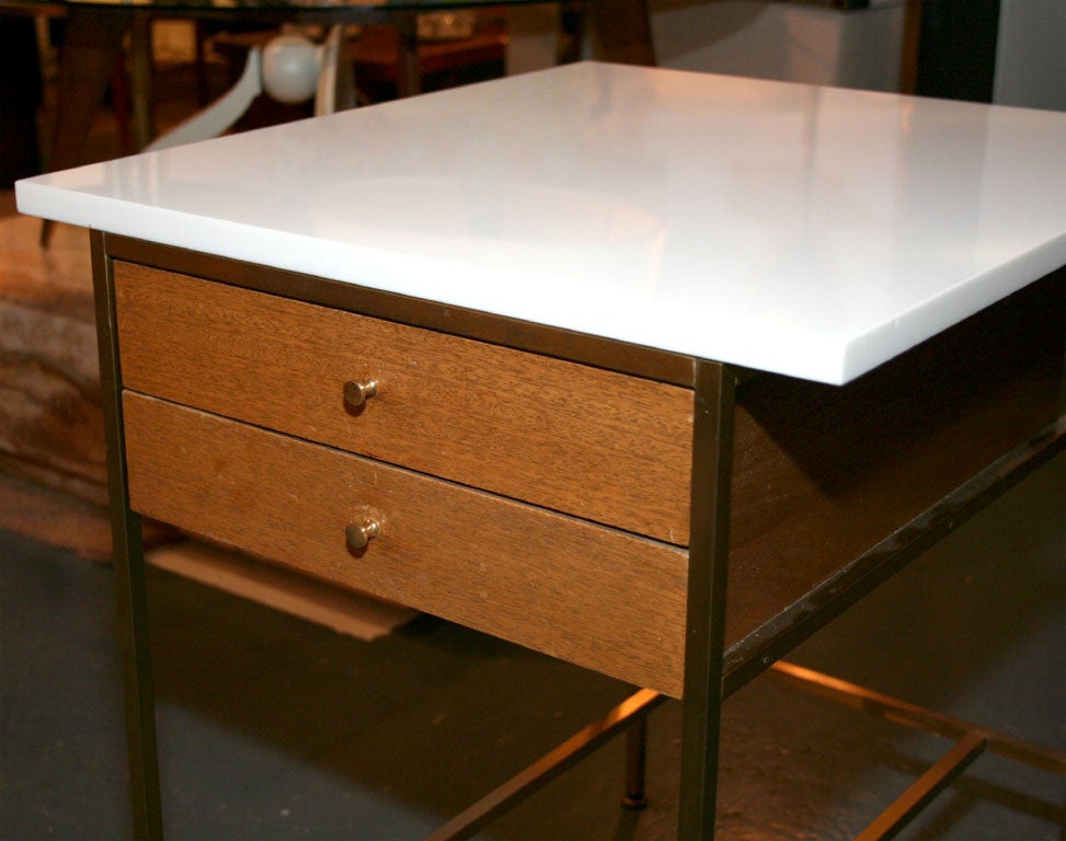 Pair of Two-Drawer Nightstands by Paul McCobb for Calvin Group In Excellent Condition In New York, NY