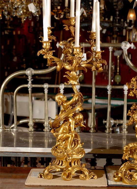 Vergoldetes Bronze-Garderoben-Set (Französisch) im Angebot