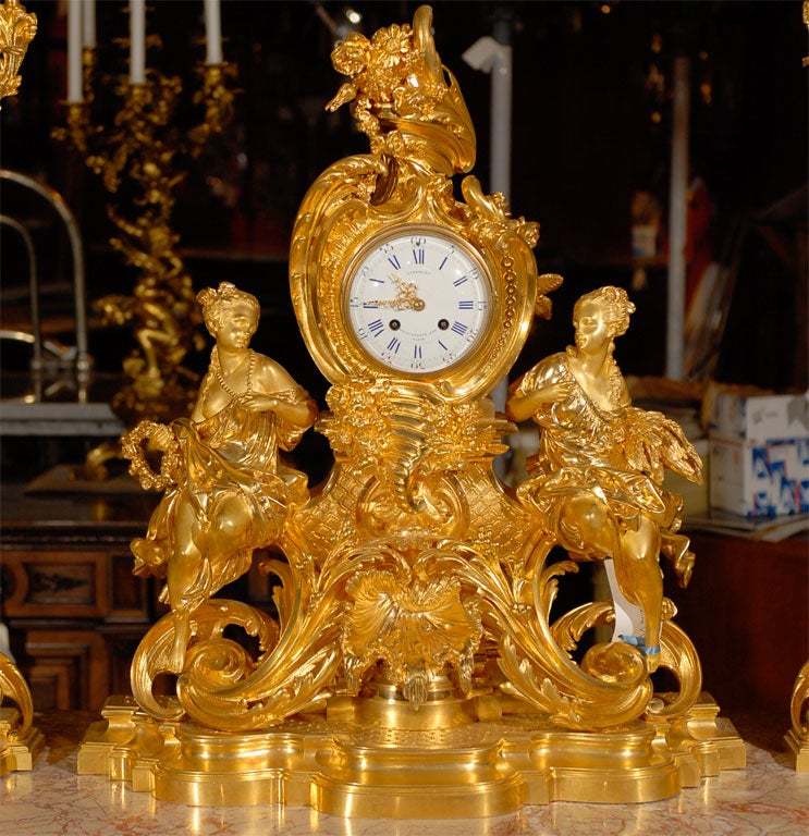 Dorato Set di guarnizioni a tre pezzi del XIX secolo in vendita