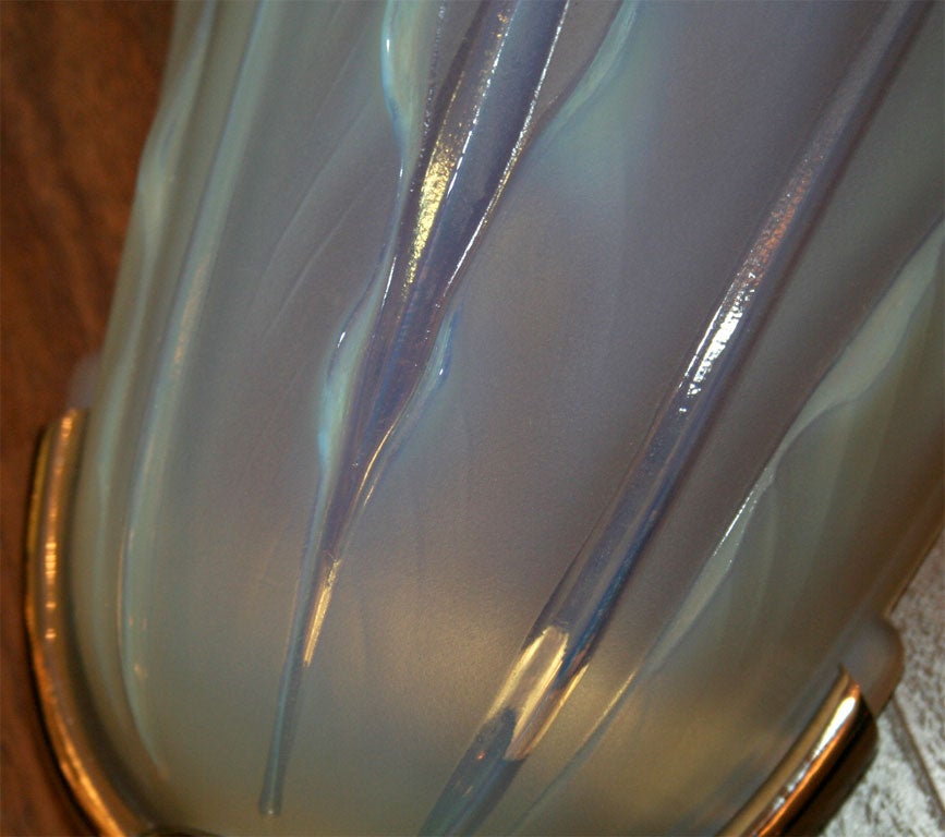 Pair of Art Deco Opalescent Glass Wall Sconces by Ezan In Excellent Condition In Bridgewater, CT