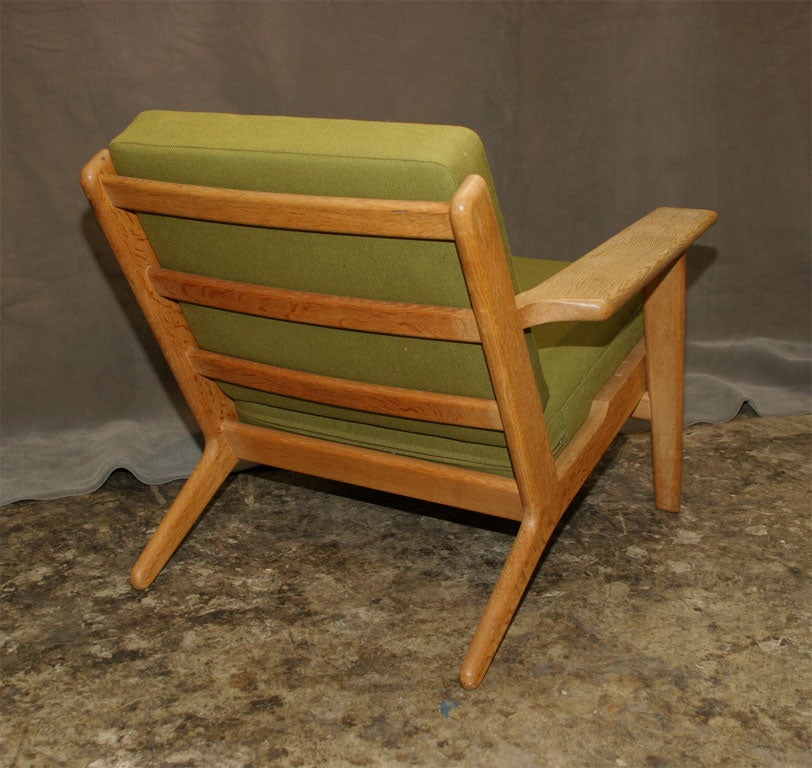 Mid-20th Century Paddle Arm Chair by Hans Wegner