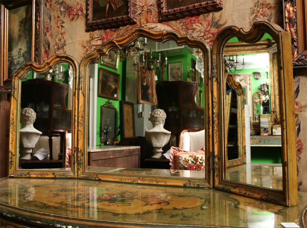 19th Century Venetian Painted Vanity Table and Mirror In Good Condition In Miami, FL