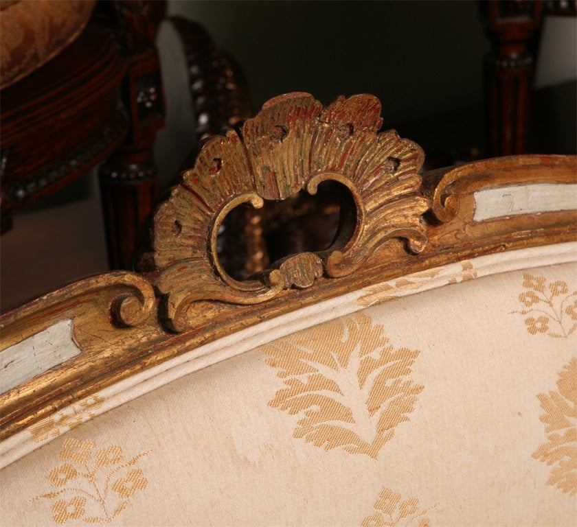 Italian Louis XV/XVI  Transitional Style Painted Sette