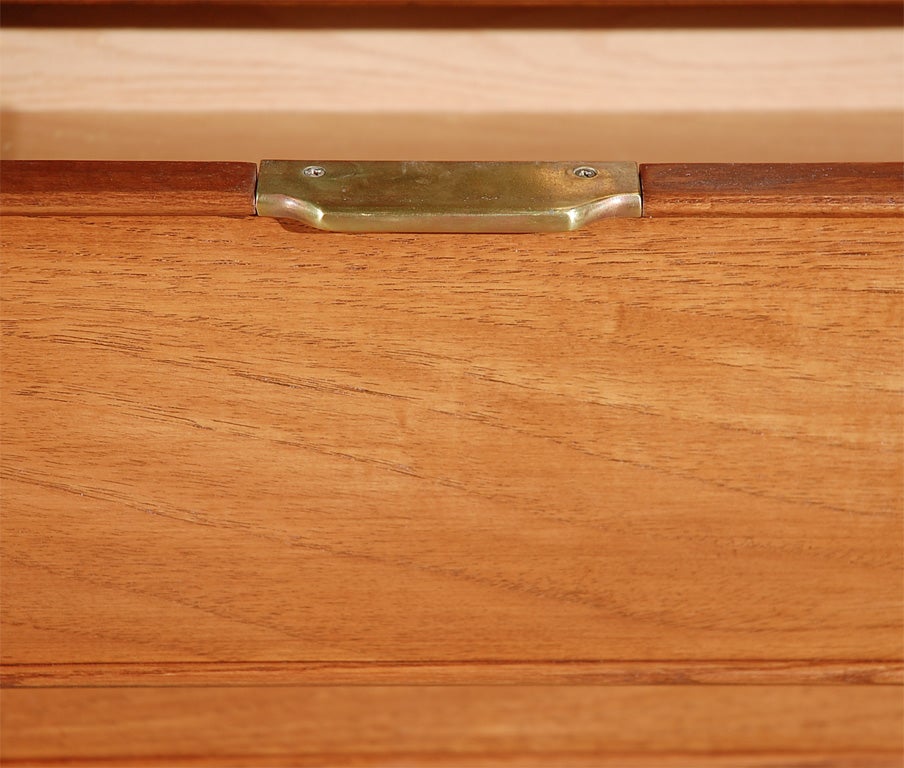 Oak Long Low Four Drawer Dresser/Console by Stanley