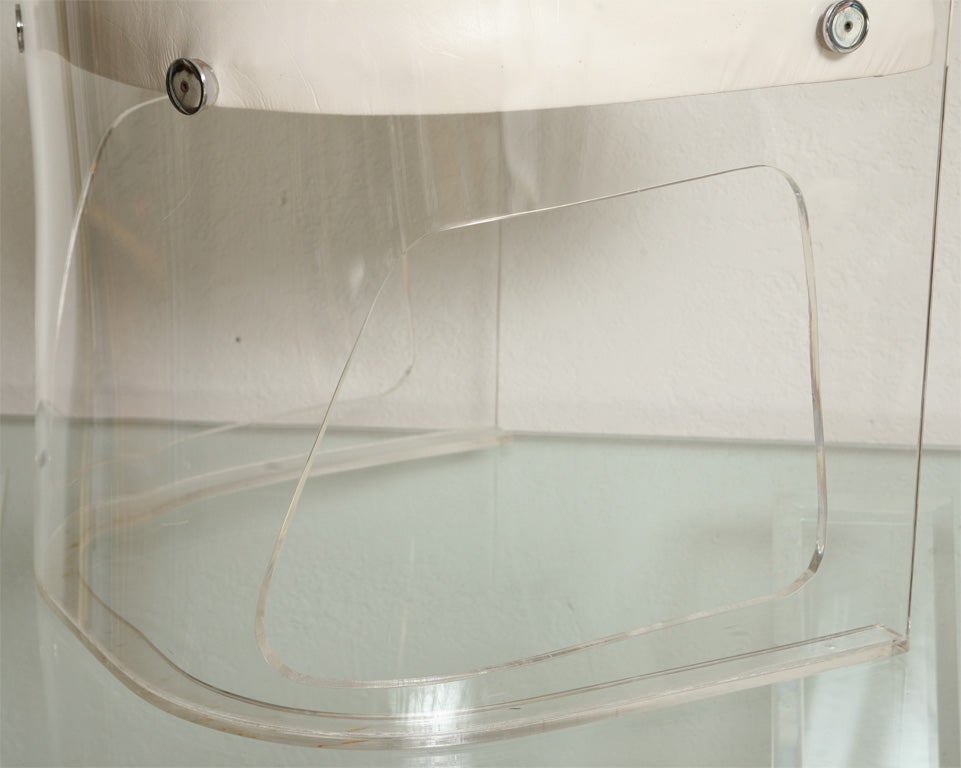 Set of Six Lucite Chairs by Vladimir Kagan 1