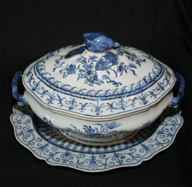 Chinese Blue and White Export Porcelain Covered Soup tureen, Complete with Undertray, Strawberry Knop, and Handles.  Decorated with French Faience Floral Motifs