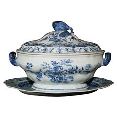 Chinese Blue and White Export Porcelain Soup Tureen