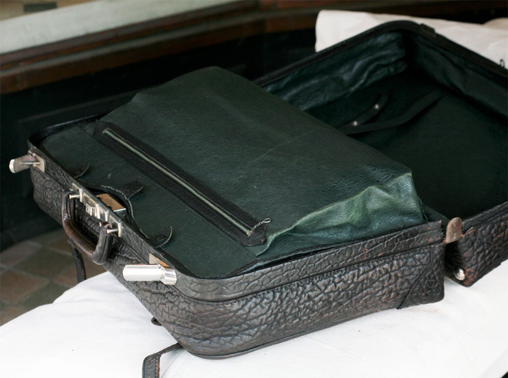 A Walrus Leather Travel Case 4