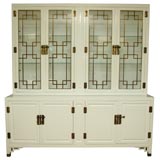 Vintage Stylish White Lacquer China Cabinet by Century Furniture