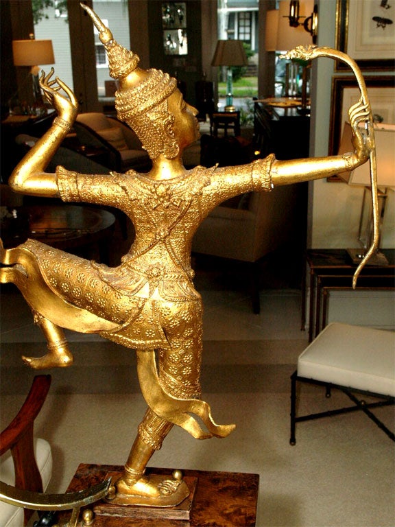 Large and Impressive Table Lamp with Dancing Thai Figure For Sale 4
