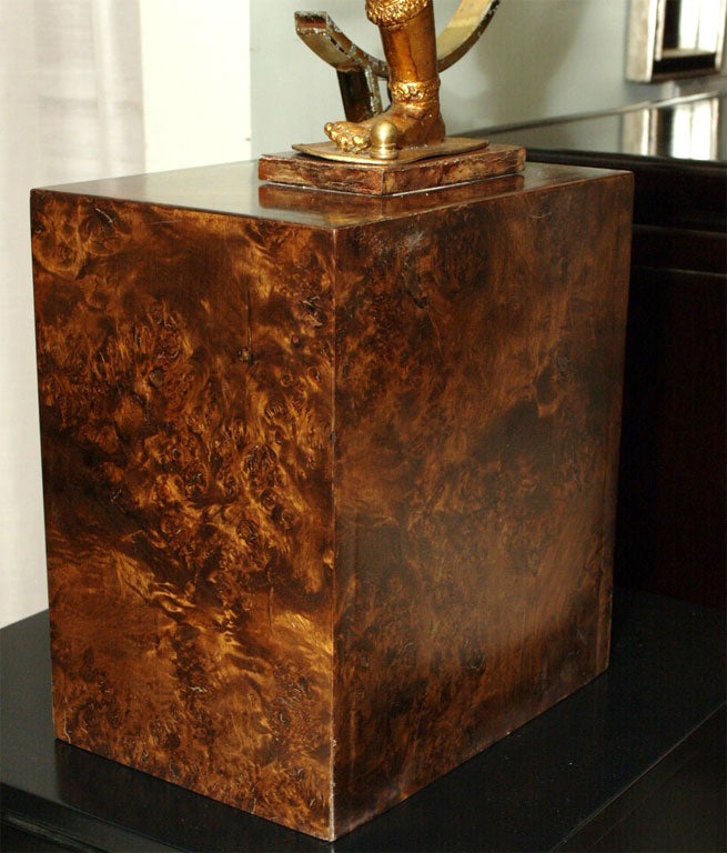 Large and Impressive Table Lamp with Dancing Thai Figure For Sale 5