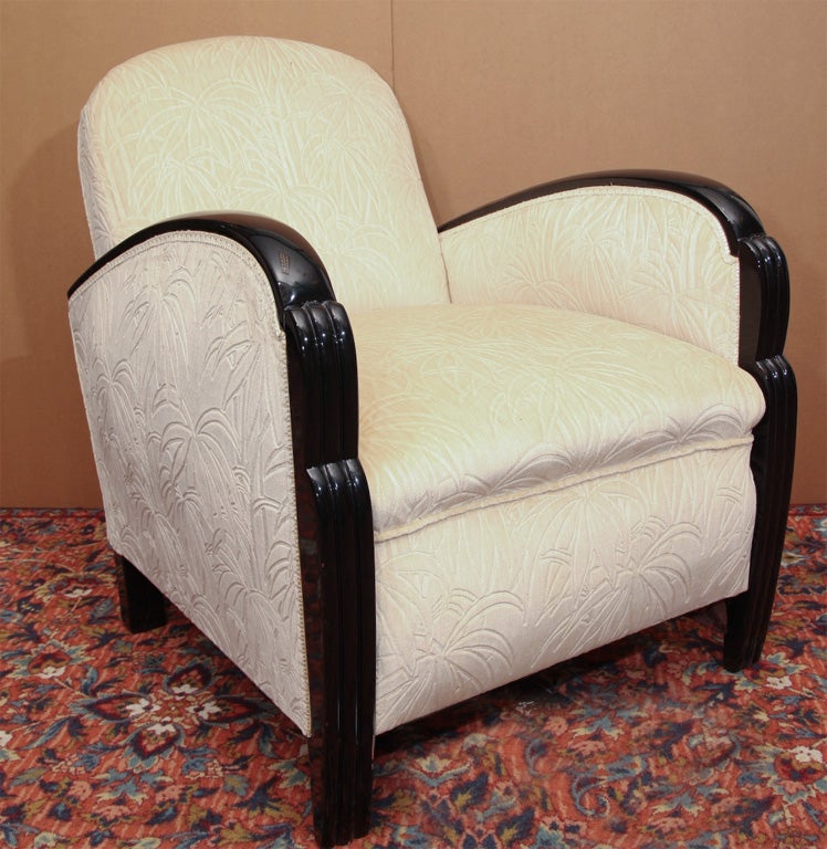 A PAIR OF ART DECO STYLE ARM CHAIRS, C. 1950-60
