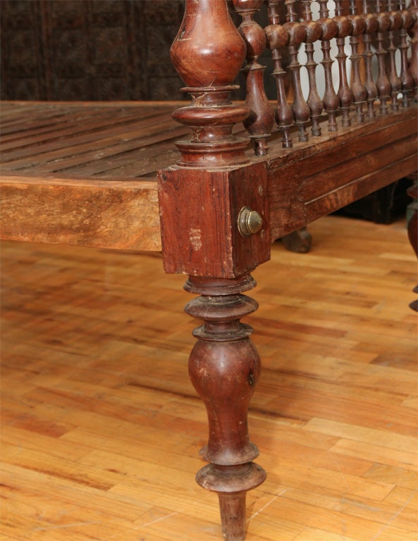 Colonial Style Rosewood Day Bed