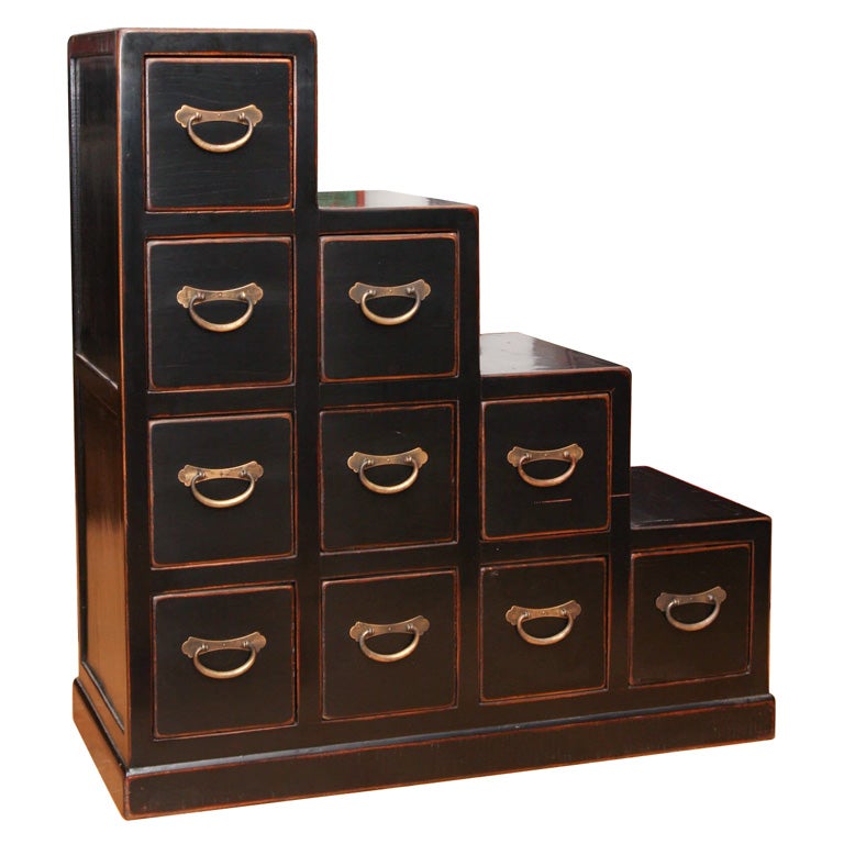 Double-Sided Step Tansu