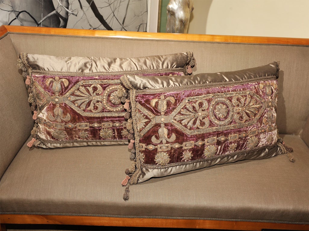 18th Century and Earlier Pair of 18th Century French Silk Velvet Embroidered Pillows