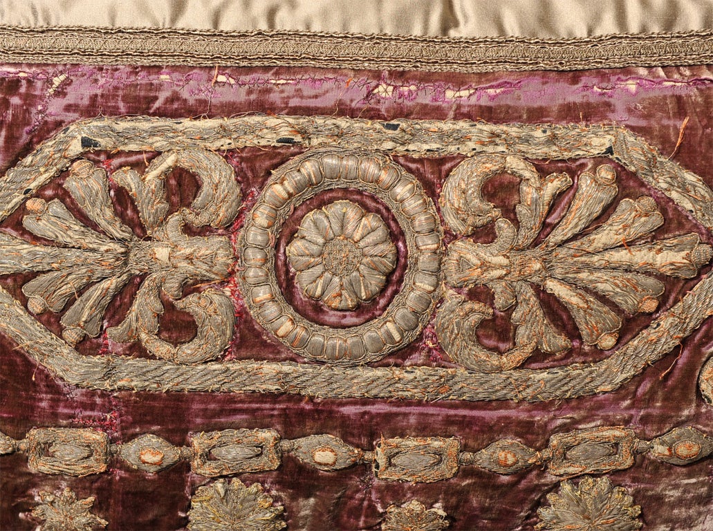 Pair of 18th Century French Silk Velvet Embroidered Pillows 1