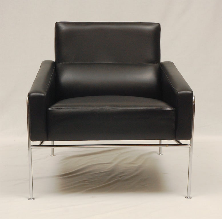 Paire de chaises Arne Jacobsen 