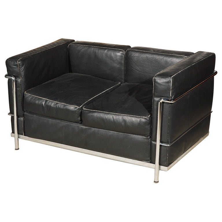 Le Courbusier LC2/3 Settee