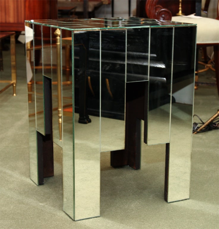 French A pair of mirrored sofa end tables For Sale