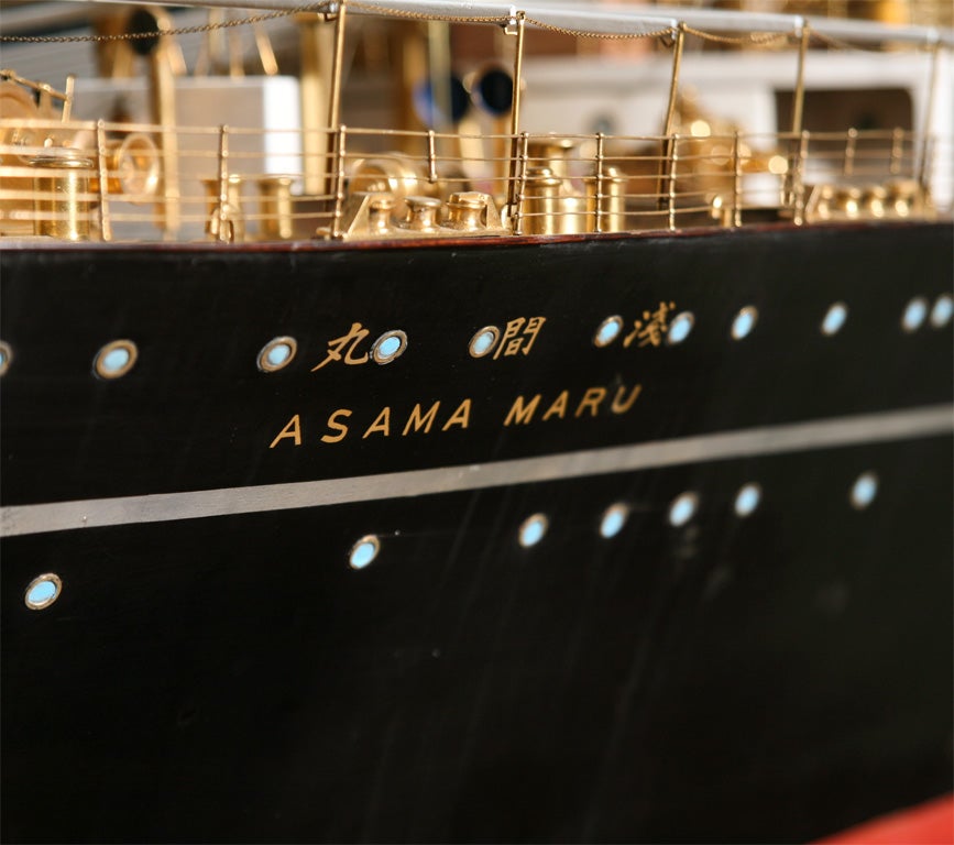 Wood A ship builders model For Sale