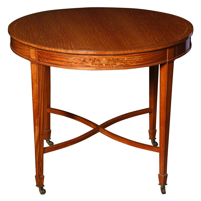 An Edwardian lamp or center table For Sale