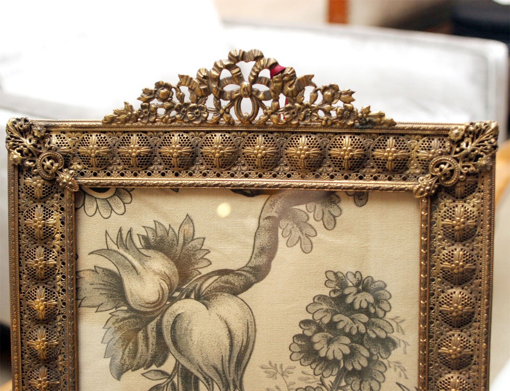 Victorian Filagree Brass Frame In Excellent Condition For Sale In Scarsdale, NY