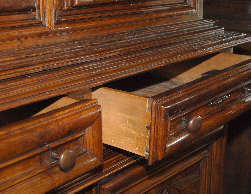 Bold Louis XIV Buffet du Corps 1
