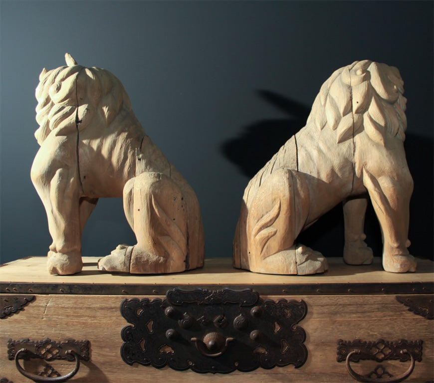 Pair of Japanese Carved Wood Lion Dogs For Sale 5