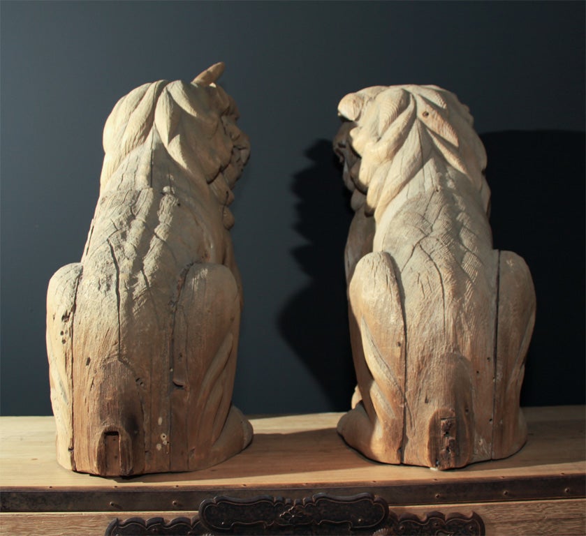 Pair of Japanese Carved Wood Lion Dogs For Sale 6