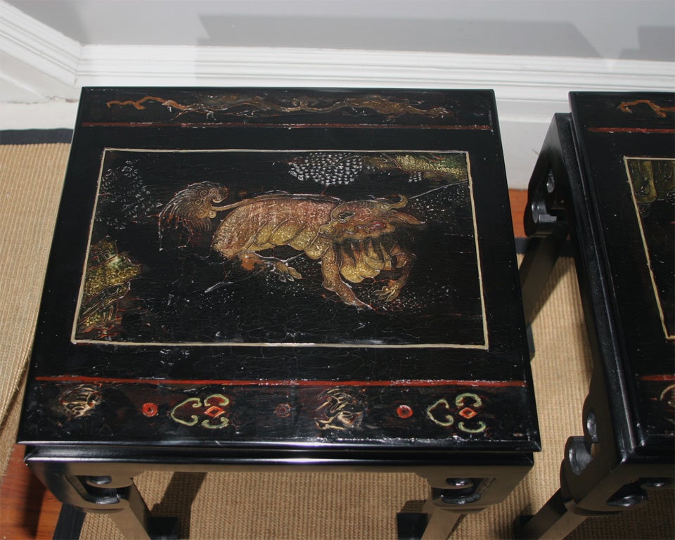 Chinese Fine Pair of Custom Made Chinoiserie Black Lacquer Low Tables For Sale
