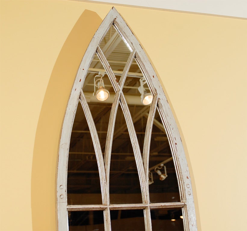 English Gothic Revival Broken Arch Painted Window Frame with Mirrored Backing In Good Condition For Sale In Atlanta, GA