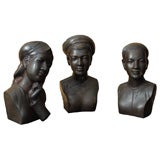 « Trois femmes du Vietnam » Bronzes  Attribué à Tran Van De.