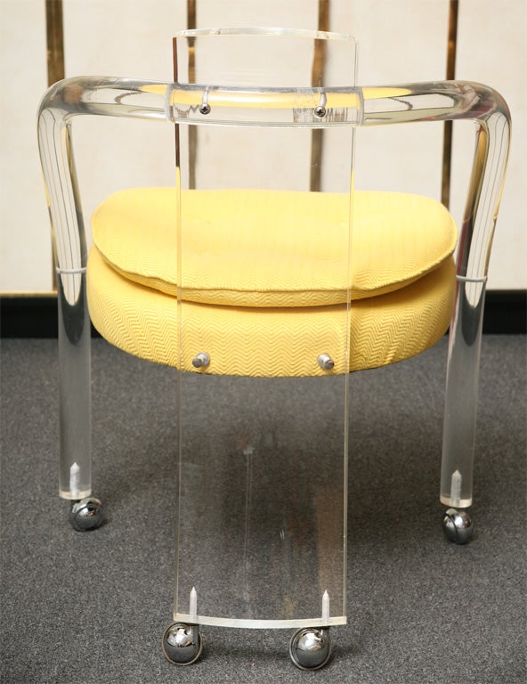 Four Lucite Curved Arm Chairs on Casters In Good Condition In Miami, FL