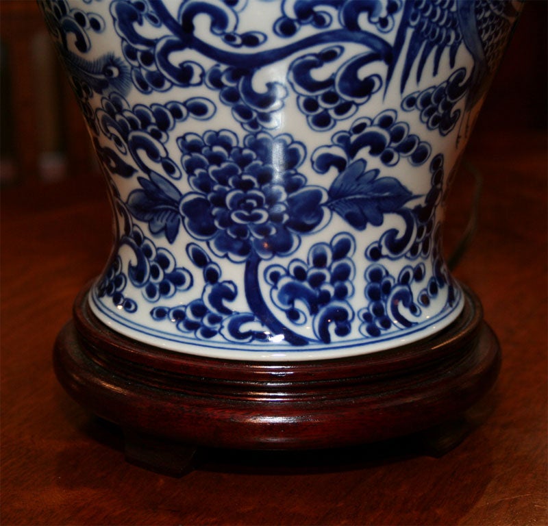Pair of Chinese Blue and White Beaker Vases In Excellent Condition In New York, NY