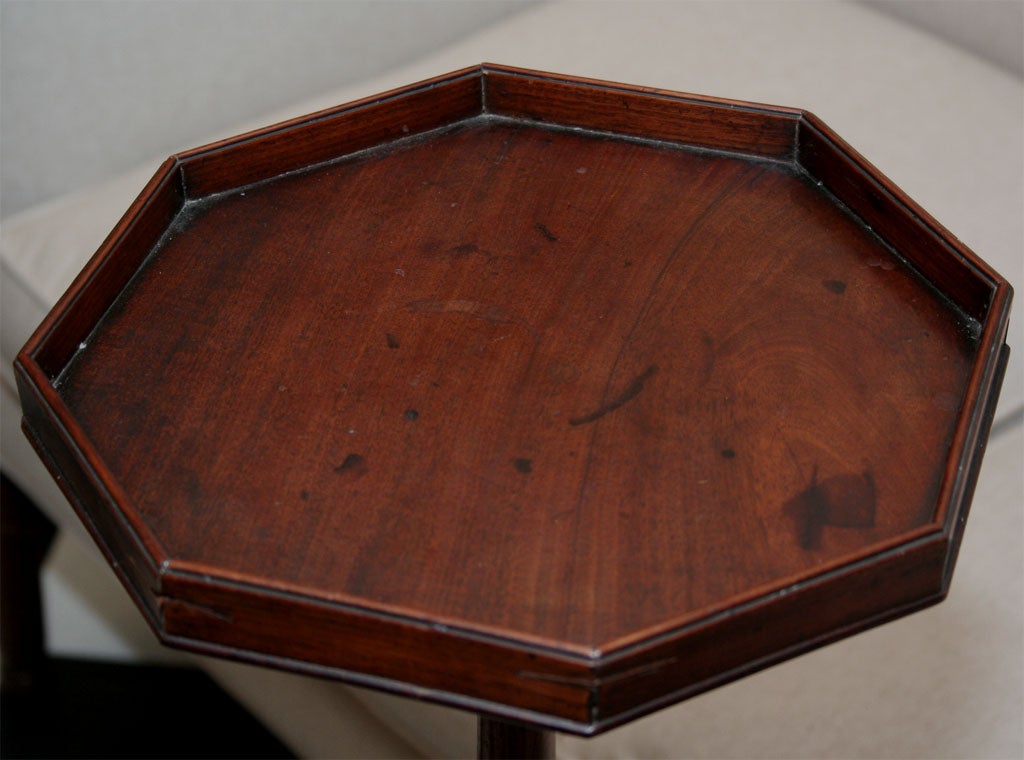 19th Century Mahogany Candlestick Stand with Octagonal Top For Sale