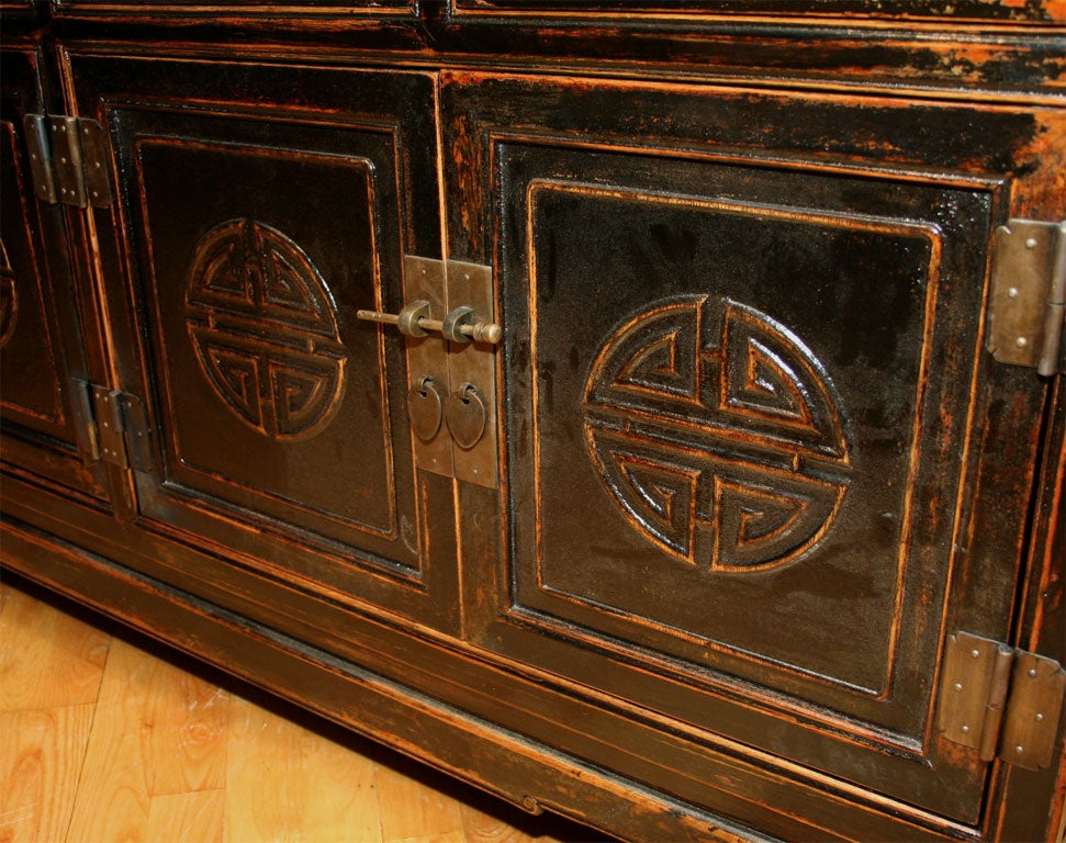 Chinese 19th Century Altar Coffer Console Cabinet For Sale 1