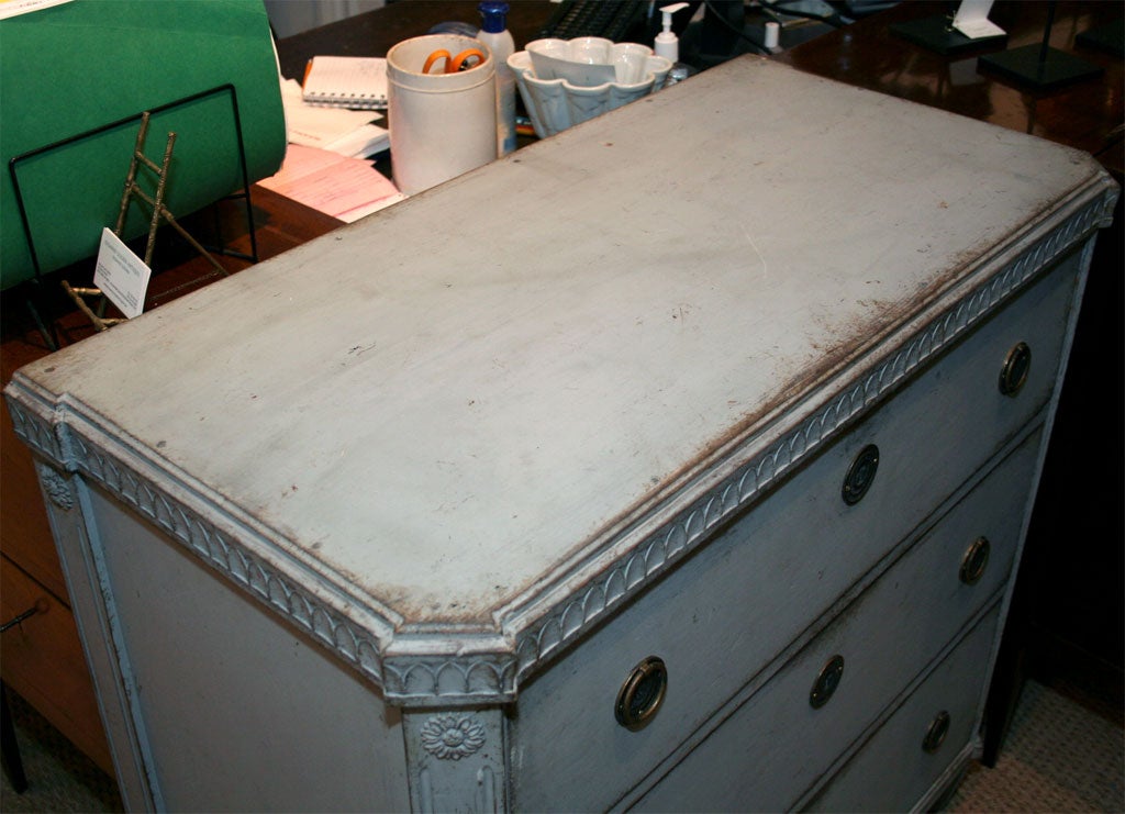 19th Century Gustavian Painted Commode 6