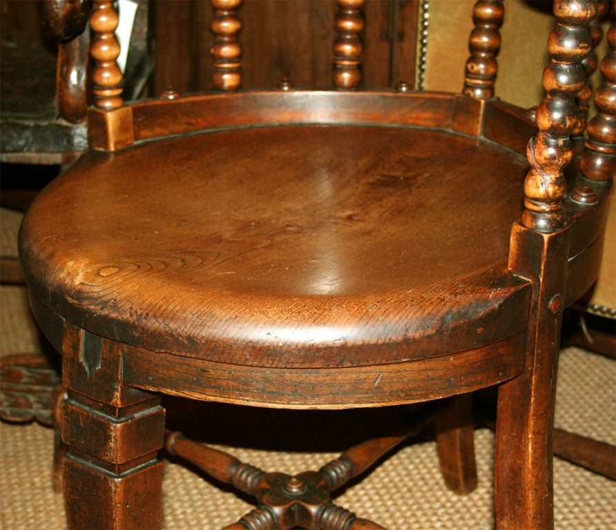 roundabout chairs