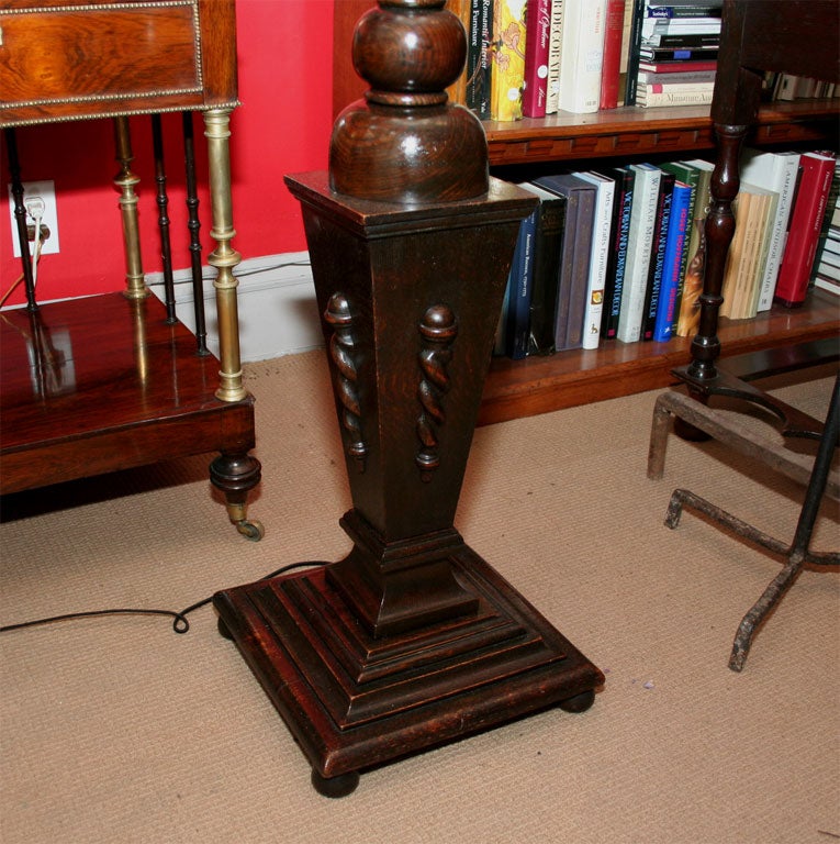 English Bobbin Turned Floor Lamp In Good Condition In Greenwich, CT