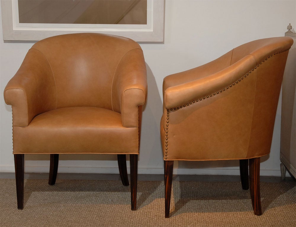 Pair of English Barrel Chairs For Sale 1