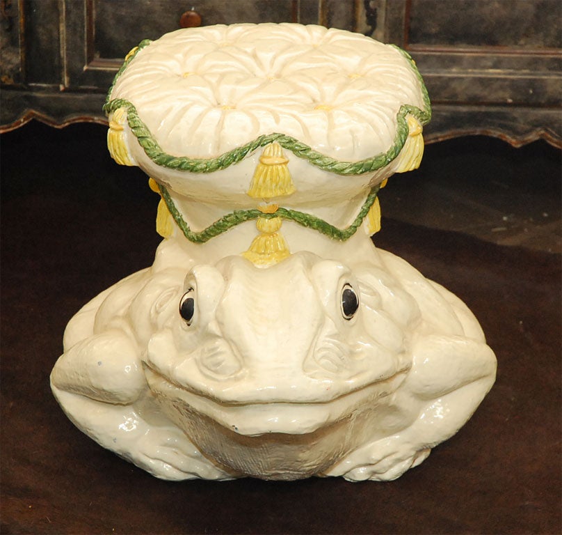 Mid-20th Century Vintage Italian Ceramic Frog Garden Stool
