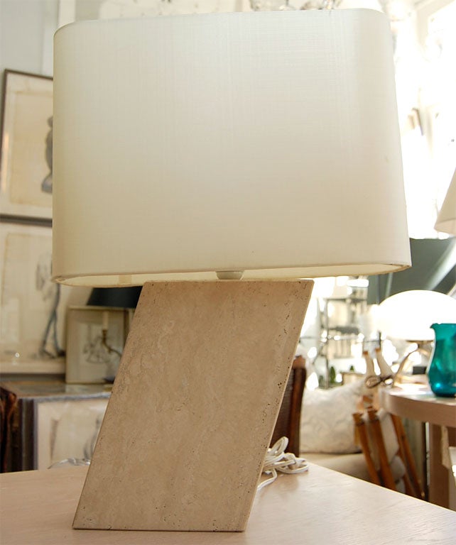 Angled Marble Lamp In Good Condition In Sag Harbor, NY