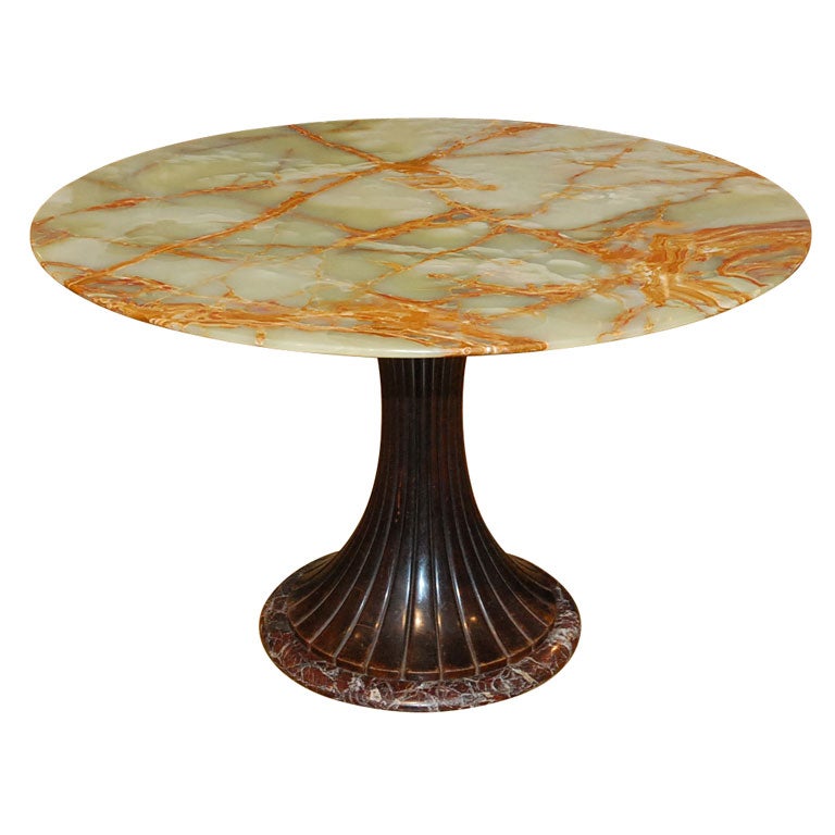 Onyx top table with lacquered wood and marble base