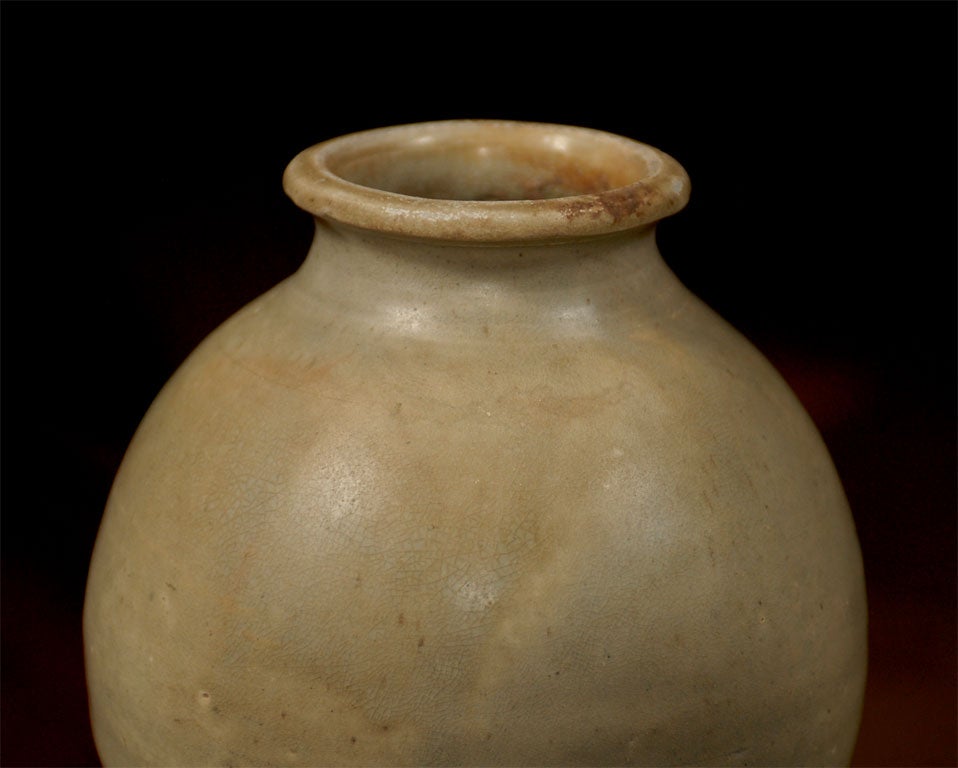 Tang Dynasty vase For Sale at 1stDibs
